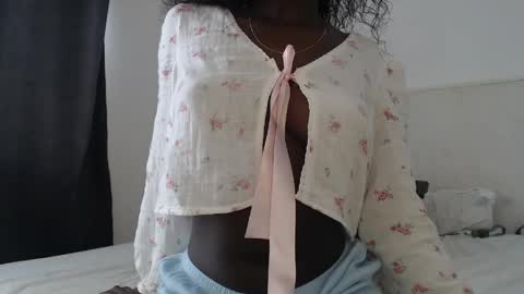 mayah online show from March 21, 7:03 am