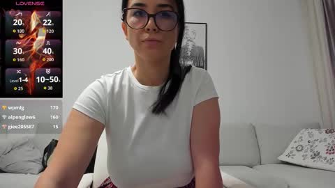 Snapshot of anayscaandy chatting on September 20, 3:31 am Andreea online show from September 20, 3:31 am