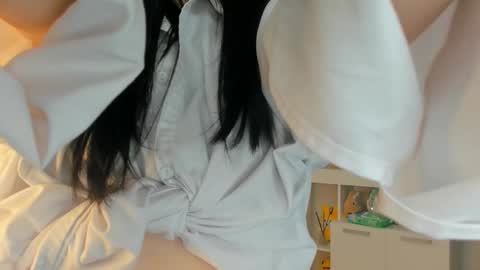 Layla online show from February 17, 10:53 pm