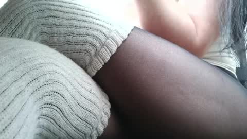   online show from April 3, 1:51 pm