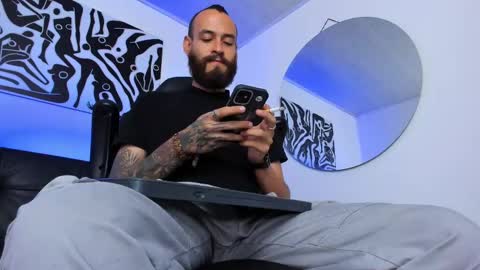 Andrs   -                   online show from March 6, 1:16 am