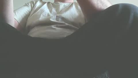 Snapshot of andionline chatting on October 9, 6:52 am andreas online show from October 9, 6:52 am