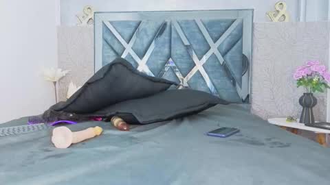 Andre online show from February 27, 6:39 am