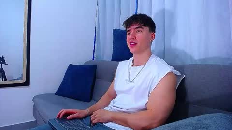 Andre Parker online show from January 14, 11:35 pm