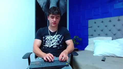 Andre Parker online show from February 26, 2:41 am