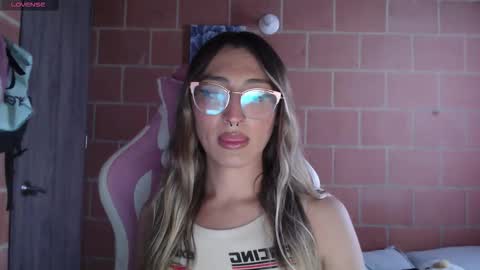 Andrea  online show from February 9, 9:28 pm