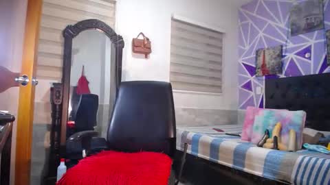 andrea ospina1 online show from September 13, 1:24 pm