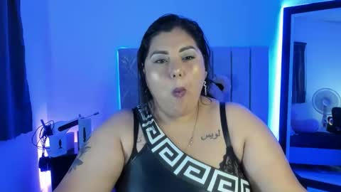 Snapshot of andreaakinky chatting on October 20, 8:30 am andreaakinky online show from October 20, 8:30 am