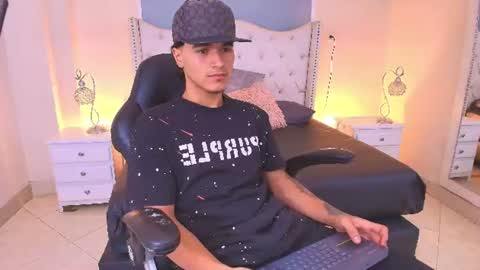 Andreao online show from July 17, 4:42 pm