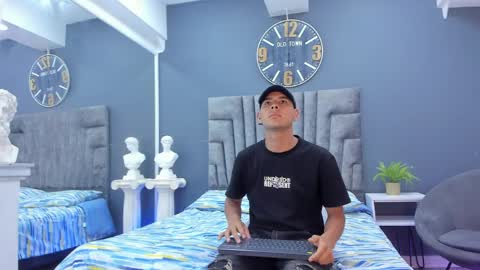 Andreas Black online show from May 12, 3:37 am