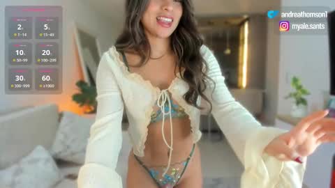 Snapshot of andreathomson chatting on October 3, 10:18 pm Please call me Andrea online show from October 3, 10:18 pm