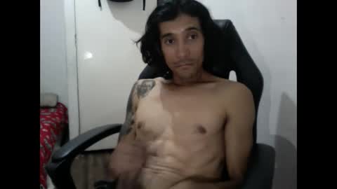 Snapshot of andresdelews chatting on February 27, 11:15 pm Delews online show from February 27, 11:15 pm
