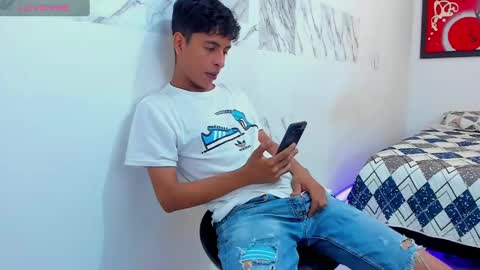 Andres Dean online show from December 3, 11:07 pm