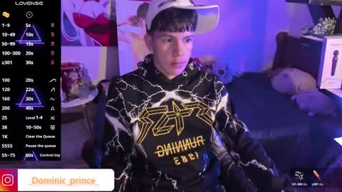 Snapshot of andrew_angels chatting on September 26, 10:23 am andrew_angels online show from September 26, 10:23 am