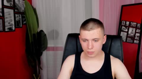 Andrew online show from November 4, 4:08 pm