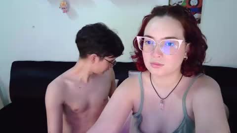 Snapshot of andrewanndcherry chatting on February 27, 12:25 am Andrew and Cherry online show from February 27, 12:25 am