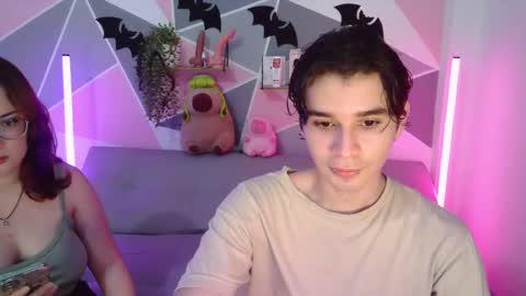 Snapshot of andrewanndcherry chatting on October 14, 12:46 am Andrew and Cherry online show from October 14, 12:46 am