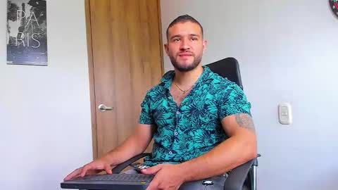 Snapshot of andrewdiaz_ chatting on September 14, 6:09 pm Andrew Diaz online show from September 14, 6:09 pm