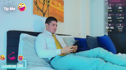 Snapshot of andrewstelee chatting on September 27, 11:13 pm andrewstelee online show from September 27, 11:13 pm