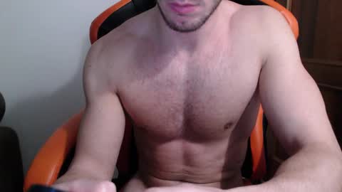Snapshot of andrewyy34 chatting on February 3, 10:00 pm Andrea online show from February 3, 10:00 pm