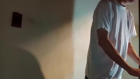 Andres online show from December 5, 3:31 am