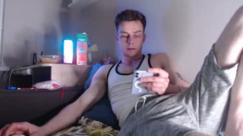 andrian_sweety online show from May 19, 12:50 am