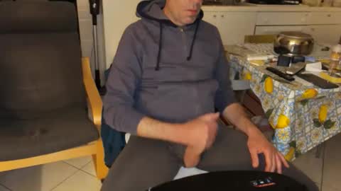 androx77 online show from March 28, 9:38 pm