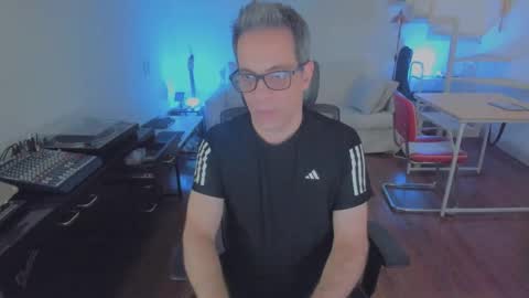 Andrew online show from December 14, 10:49 pm