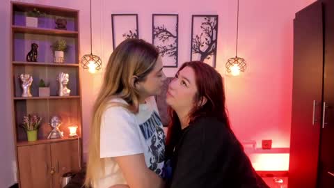 andy_and_emma online show from February 7, 1:01 pm