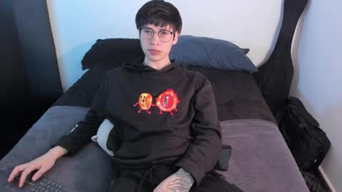 twx Andy twink3 online show from February 12, 4:38 am