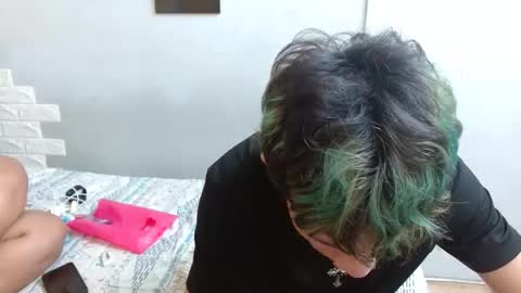 andy_dan1 online show from February 6, 8:55 pm