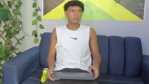 Snapshot of andy_jones7 chatting on October 16, 7:46 pm andy_jones7 online show from October 16, 7:46 pm
