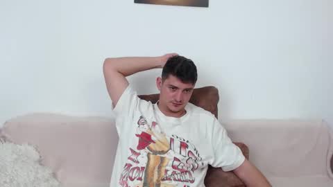 Andy Fame online show from December 4, 6:18 pm