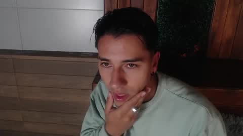 Andy Joy  online show from November 3, 11:33 am