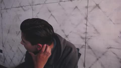 Andy Joy  online show from October 12, 11:47 am