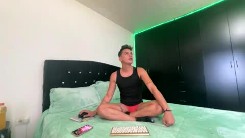Its Andy Bitch online show from July 15, 9:08 pm