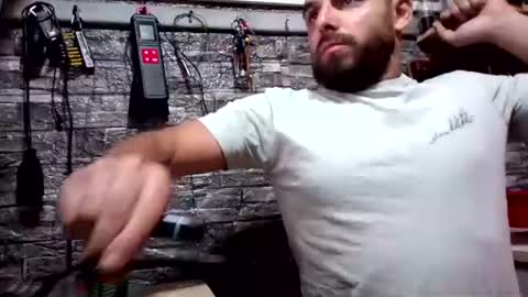 andyshr133 online show from July 13, 3:10 am