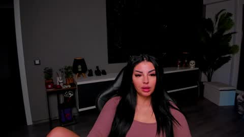 Anne online show from May 22, 6:14 pm