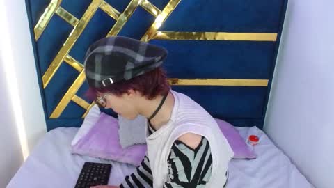 Angel  online show from January 9, 12:44 pm