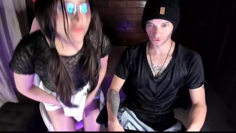 Angel y Yessi online show from January 18, 2:14 am