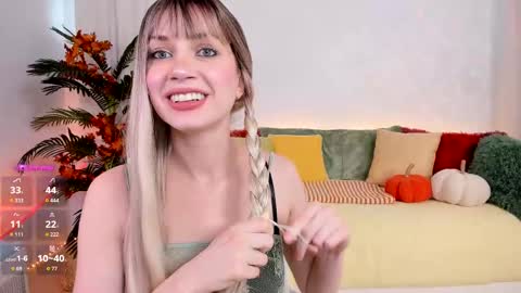 Snapshot of angel_claire chatting on September 21, 9:30 pm Claire - be back soon online show from September 21, 9:30 pm