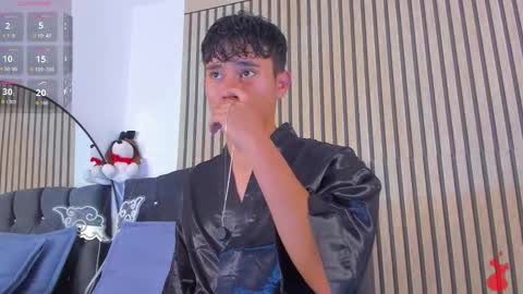 ngel Esteban  online show from March 13, 8:01 pm