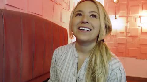 Angel online show from December 14, 11:38 am