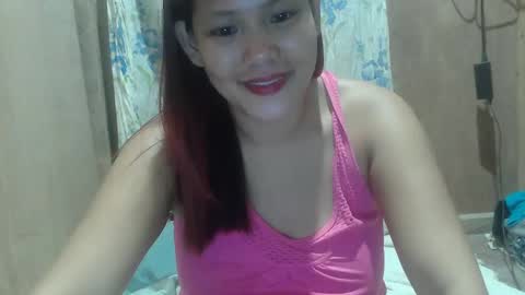 Snapshot of angela413796 chatting on January 17, 12:42 am angela413796 online show from January 17, 12:42 am