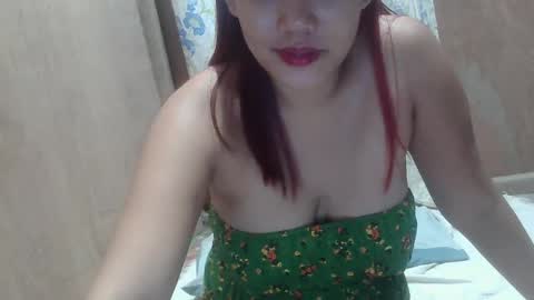 Snapshot of angela413796 chatting on January 10, 8:59 pm angela413796 online show from January 10, 8:59 pm