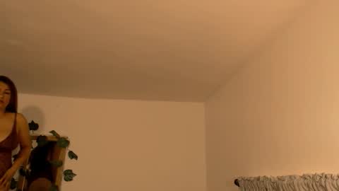 angela online show from January 13, 7:10 pm