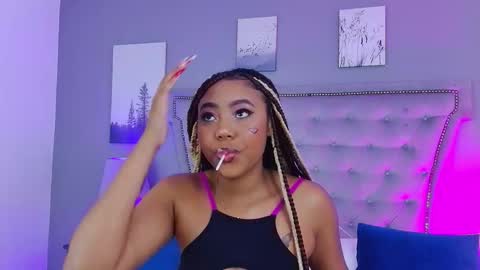 Angela Roberts online show from November 20, 5:39 am