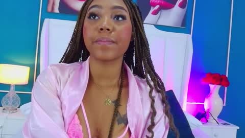 Snapshot of angela_robert chatting on September 17, 2:53 pm Angela Roberts online show from September 17, 2:53 pm