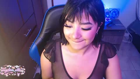 Angela online show from June 6, 8:37 pm