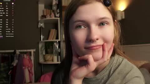 Mary online show from February 8, 12:08 pm